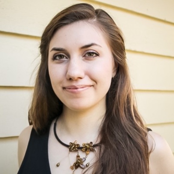 Meet the Posher Other - Meet your Posher, Elise